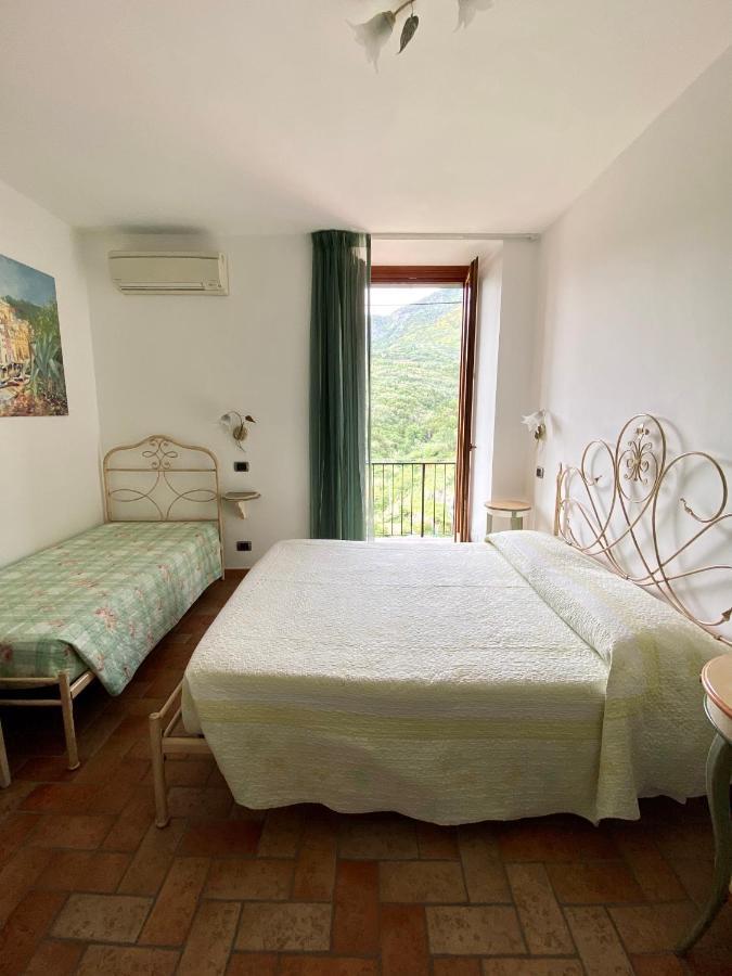 Sandra Villa Rooms Corniglia Buitenkant foto