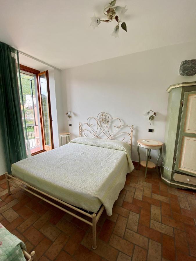 Sandra Villa Rooms Corniglia Buitenkant foto